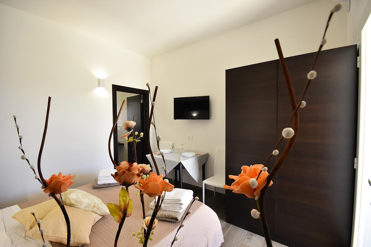 Borgo Fiorito Relais Bed & Breakfast Parabita Ngoại thất bức ảnh
